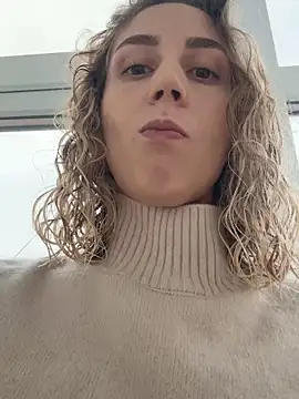 Feral berry 8133 online show from September 30, 2025, 11:37 am