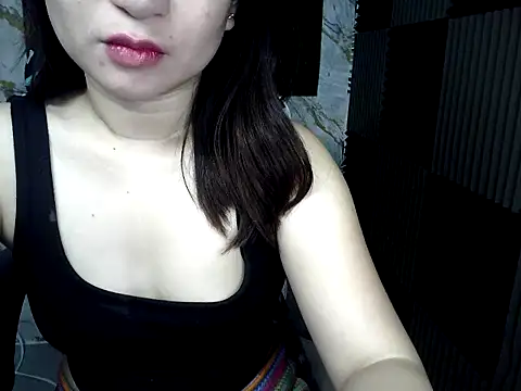 Mia 2022 online show from March 7, 2026, 7:05 am