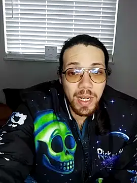 Snapshot of lucasgalacticman chatting on February 24, 2025, 5:09 pm lucasgalacticman online show from February 24, 2025, 5:09 pm