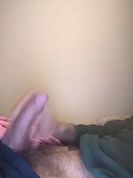 Dani el82xh online show from October 13, 2025, 5:40 am