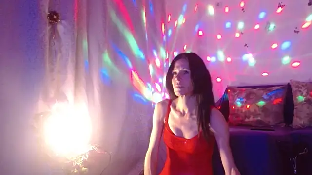 ElysaSun online show from October 19, 2025, 5:24 pm