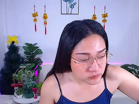 plysaithailand online show from February 2, 2026, 10:30 pm