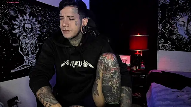 Snapshot of josh__ackerman chatting on March 9, 2025, 5:55 am josh ackerman online show from March 9, 2025, 5:55 am