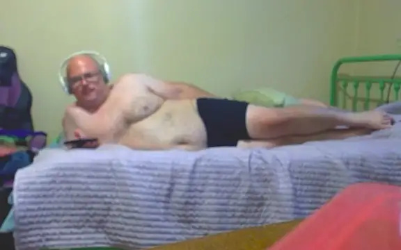 fuckmechuck online show from September 29, 2025, 2:11 pm