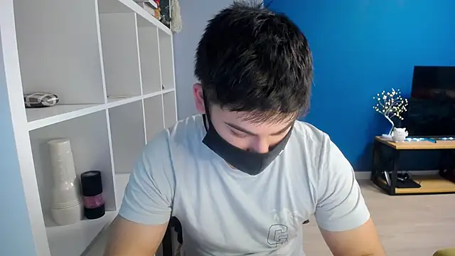 Tomguys online show from March 12, 2025, 7:38 pm