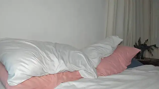 rosaaliiaa1 online show from March 5, 2025, 3:29 am