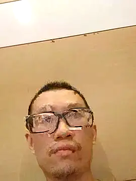 Snapshot of Exposedsian chatting on September 26, 2025, 8:51 am Exposedsian online show from September 26, 2025, 8:51 am