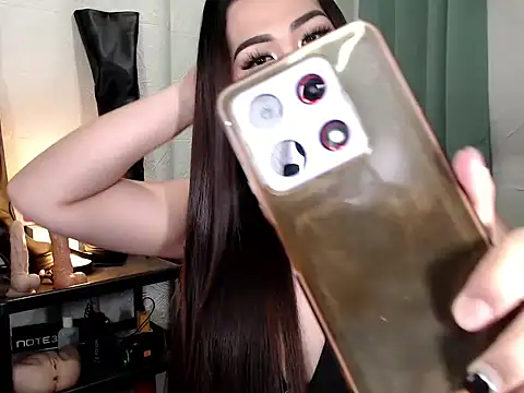 Snapshot of elise_bloom69 chatting on May 21, 2026, 4:03 pm elise bloom69 online show from May 21, 2026, 4:03 pm