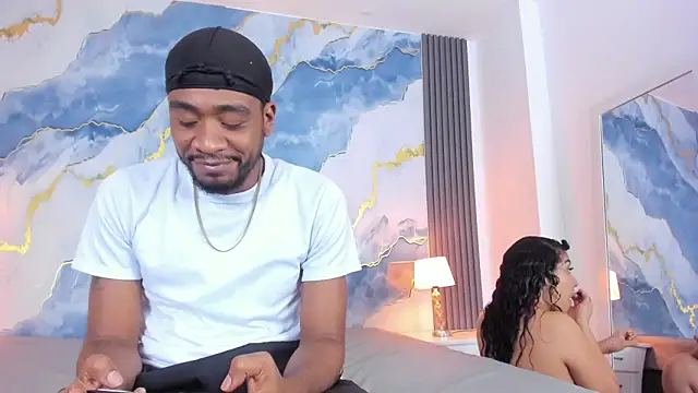 Kylieandjhonny online show from February 3, 2026, 8:47 pm