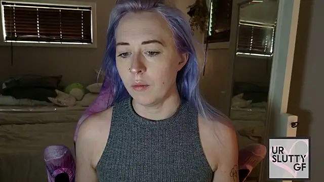 Snapshot of ursluttygf chatting on June 2, 2026, 3:03 pm ursluttygf online show from June 2, 2026, 3:03 pm