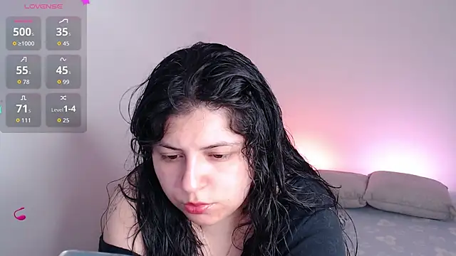 Snapshot of sofix__ chatting on May 4, 2026, 9:55 pm sofix online show from May 4, 2026, 9:55 pm
