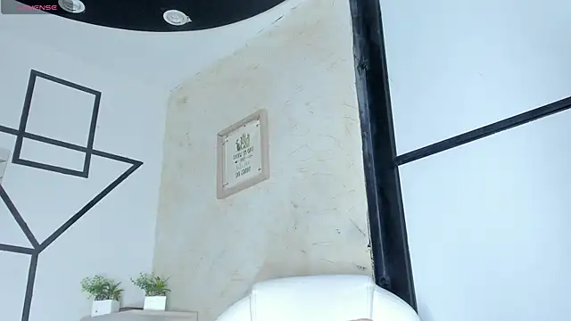 Snapshot of Rianamanson chatting on March 17, 2025, 3:18 pm Rianamanson online show from March 17, 2025, 3:18 pm