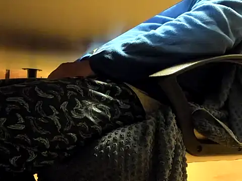 leccaleccafiga online show from November 11, 2025, 4:29 pm