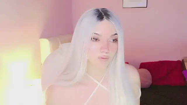 EvaEvangeline online show from June 3, 2026, 2:33 pm