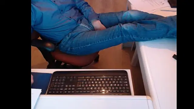 dutchpornking online show from March 21, 2025, 5:45 pm