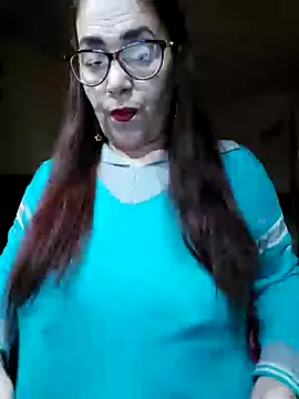 Chriss Tinaa online show from February 5, 2025, 3:45 am