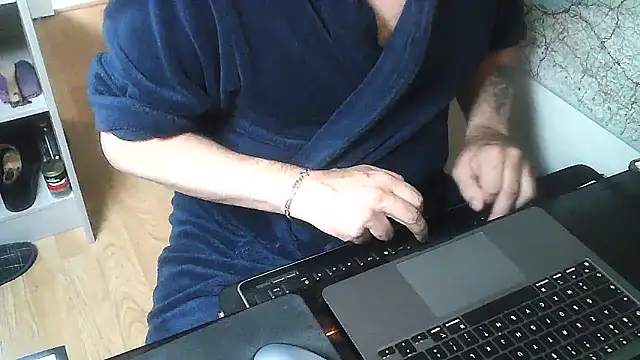 DUDURAxh online show from November 4, 2025, 7:40 am