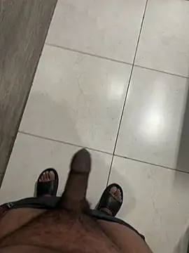 Snapshot of luciferdxm5 chatting on December 14, 2024, 3:40 am luciferdxm5 online show from December 14, 2024, 3:40 am