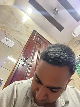 Snapshot of luciferdxm5 chatting on July 28, 2026, 1:32 pm luciferdxm5 online show from July 28, 2026, 1:32 pm