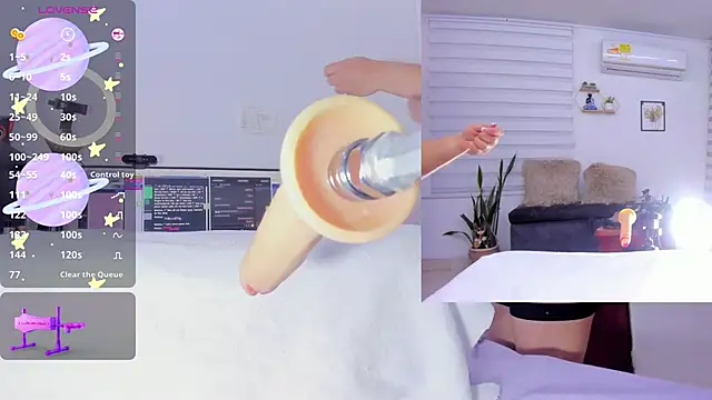 sofi velez online show from March 2, 2025, 1:26 am