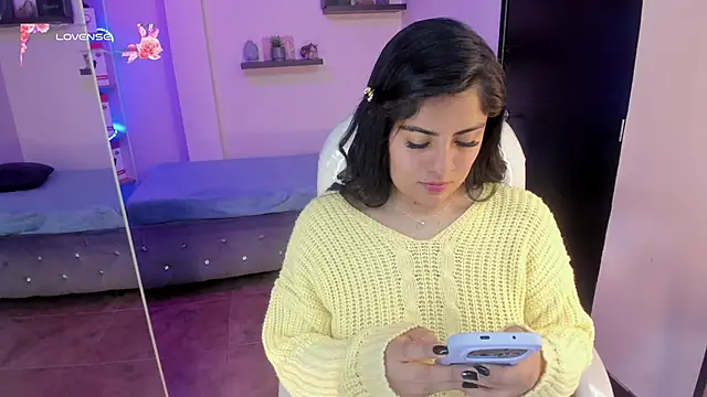 Catalinaa martinez online show from December 11, 2024, 1:58 am