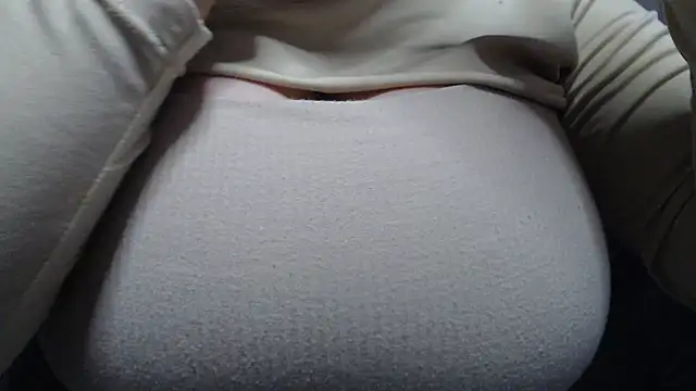 AnnyelinnaLove online show from December 3, 2024, 9:12 pm