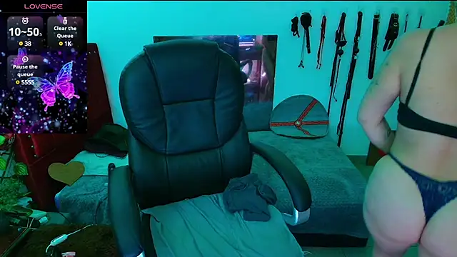 elektra 32 online show from March 19, 2025, 5:08 am