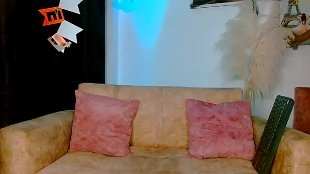 veronica villalba online show from November 2, 2025, 2:14 am