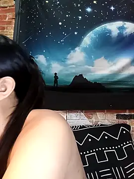 Urchanel online show from September 29, 2025, 7:51 pm