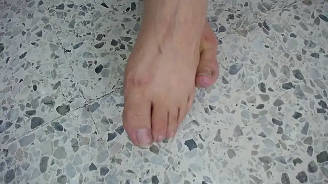 moxa hot online show from January 11, 2025, 2:04 pm