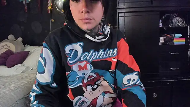 Snapshot of Lilmarieee chatting on November 6, 2025, 8:54 pm Lilmarieee online show from November 6, 2025, 8:54 pm