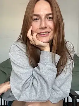 Snapshot of BritneyHall chatting on May 27, 2026, 10:12 am BritneyHall online show from May 27, 2026, 10:12 am
