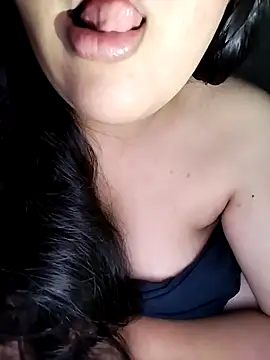 Annerae online show from April 1, 2026, 6:05 pm