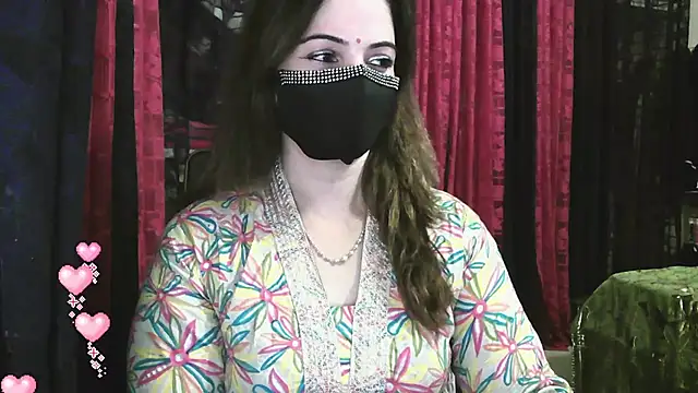 Snapshot of Cute_Sonii chatting on October 12, 2025, 11:53 am Cute Sonii online show from October 12, 2025, 11:53 am