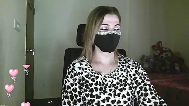 Cute Sonii online show from December 19, 2025, 8:10 am