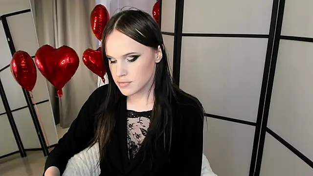 Snapshot of EffieMinki chatting on February 10, 2026, 11:47 am EffieMinki online show from February 10, 2026, 11:47 am