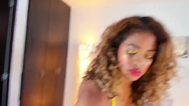 SarahCinnamon- online show from February 7, 2026, 8:34 pm