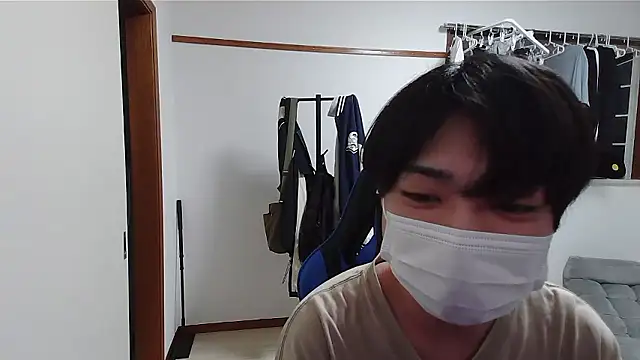 Snapshot of pychan chatting on July 1, 2026, 11:56 am pychan online show from July 1, 2026, 11:56 am