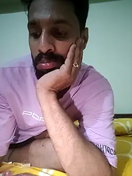 Snapshot of FearingForm chatting on September 13, 2025, 8:08 pm FearingForm online show from September 13, 2025, 8:08 pm