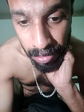 Snapshot of FearingForm chatting on September 17, 2025, 6:20 pm FearingForm online show from September 17, 2025, 6:20 pm