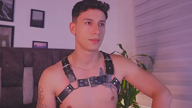 I Gabriel online show from April 16, 2026, 4:46 am