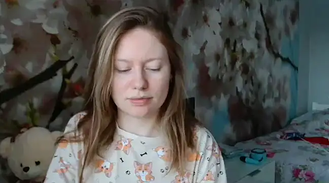 ConnieDaw online show from January 2, 2025, 10:48 am