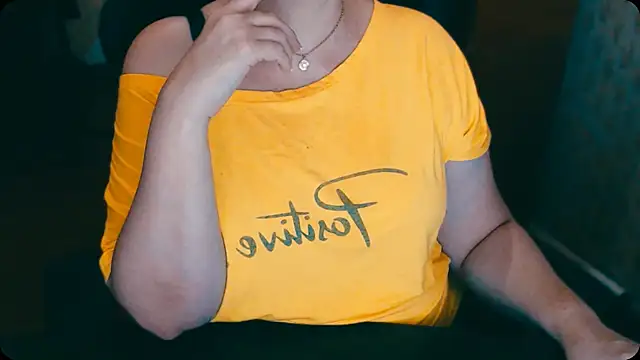 AlisaHot55 online show from September 12, 2025, 9:42 am