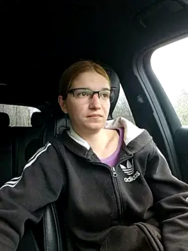 Geile-Luna online show from April 19, 2026, 4:50 pm