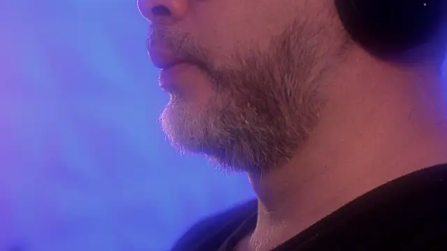 Sanders White online show from October 31, 2025, 2:18 pm