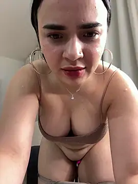 Snapshot of GeorginaJones chatting on January 26, 2025, 5:56 am GeorginaJones online show from January 26, 2025, 5:56 am