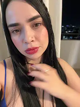 Snapshot of GeorginaJones chatting on February 3, 2025, 11:58 pm GeorginaJones online show from February 3, 2025, 11:58 pm