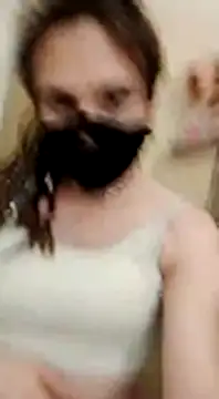 Snapshot of Lillisissi chatting on January 19, 2025, 12:28 pm Lillisissi online show from January 19, 2025, 12:28 pm