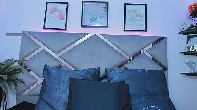 Keidy rose online show from November 7, 2025, 7:14 pm