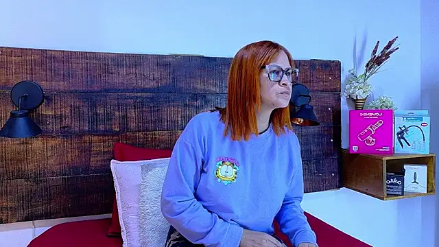 Britney taylor  online show from March 27, 2026, 7:46 pm